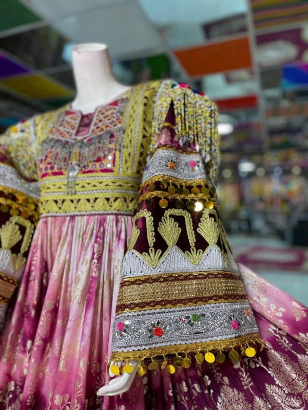 Modern & Stylish Gand Afghan For Special Occasions - Image 4